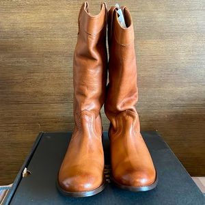 Frye Melissa Pull On Boots 8.5M